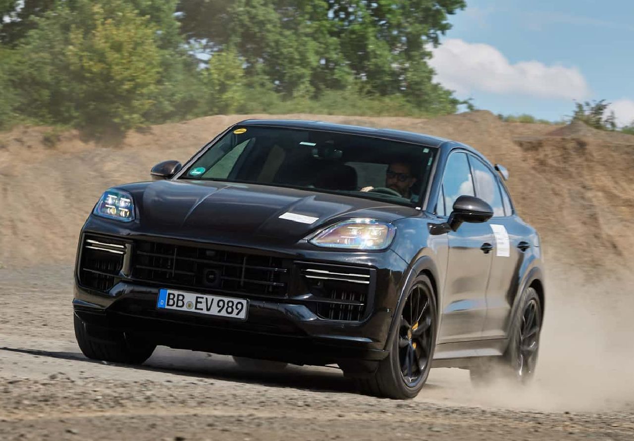 Porsche no renunciará a las versiones «gordas» de los Cayenne, los Turbo y Turbo GT llegan en 2024 con un potente PHEV de hasta 800 CV