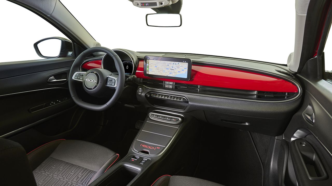 FIAT 600e - interior