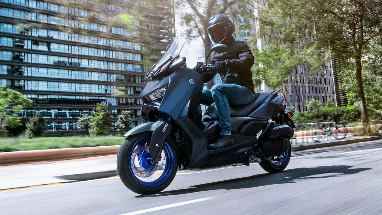 Yamaha XMAX 125