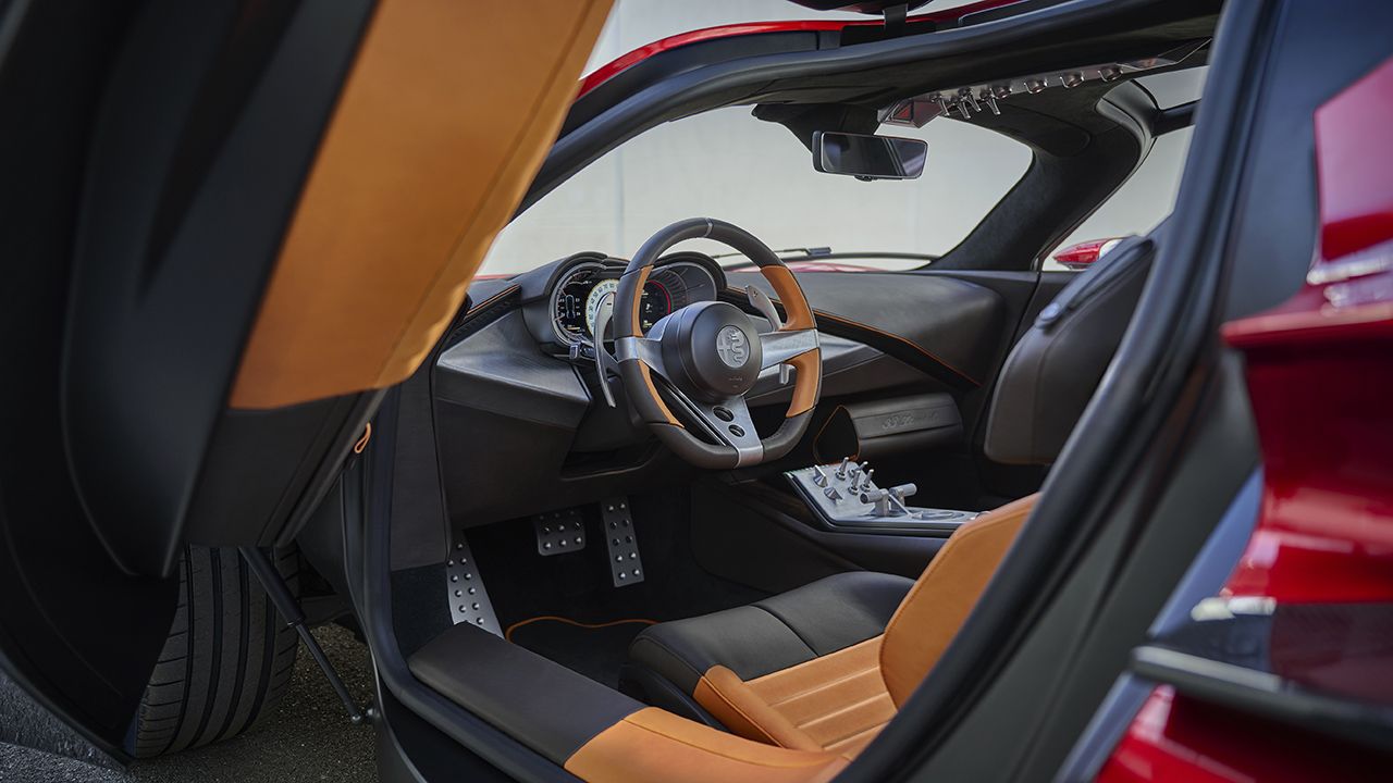 Alfa Romeo 33 Stradale - interior