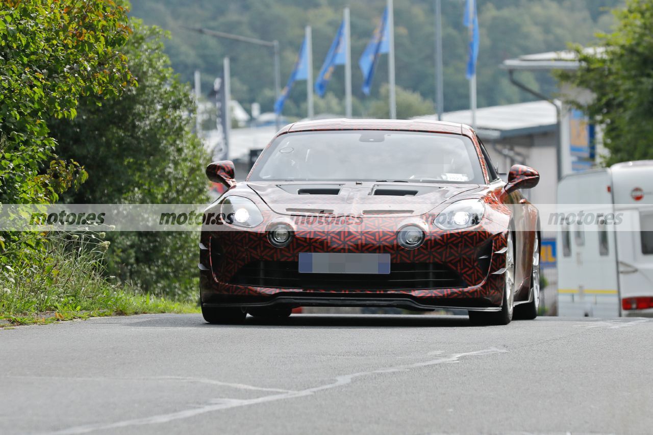 Un misterioso Alpine A110 R muestra su lado más hardcore en el circuito de Nürburgring, ¿la joya de la corona de la marca de Dieppe?