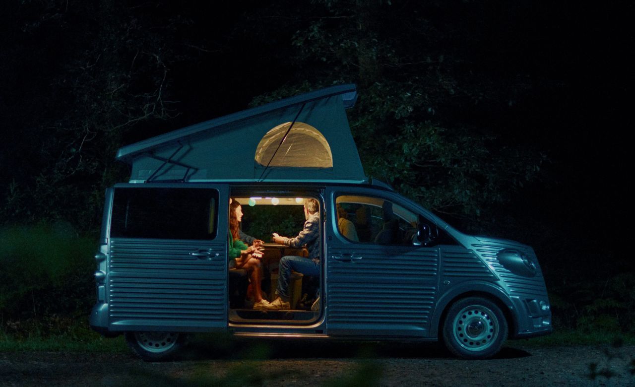 El Citroën Type Holidays es una llamativa Camper de estilo retro y bien equipada que llega en 2024