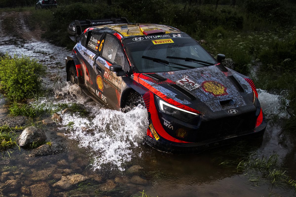 Dani Sordo se sube al tercer Hyundai i20 N Rally1 en el Acrópolis Rally de Grecia