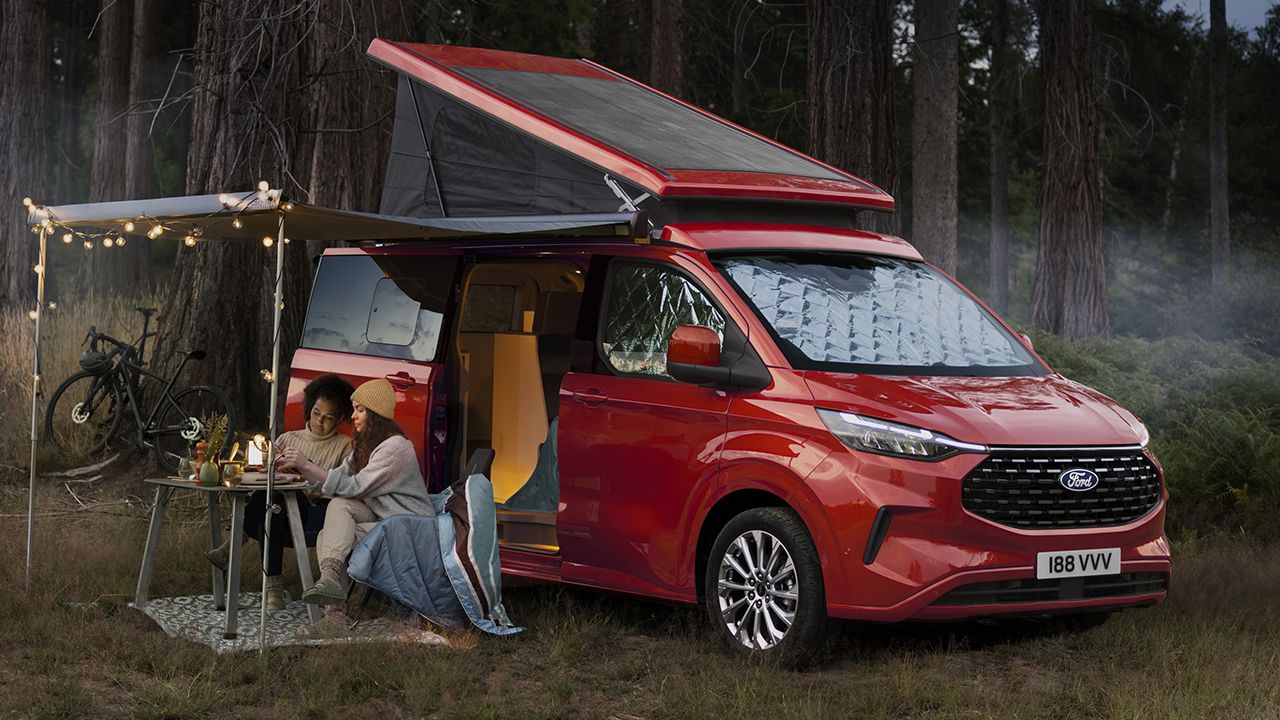 Ford Transit Custom Nugget 2024, una camper de nueva generación repleta de novedades y con motor PHEV