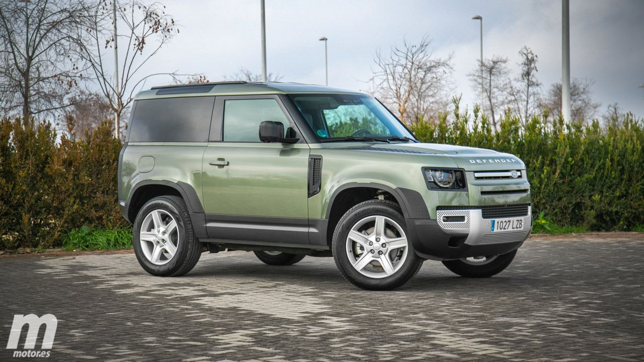 Land Rover Defender