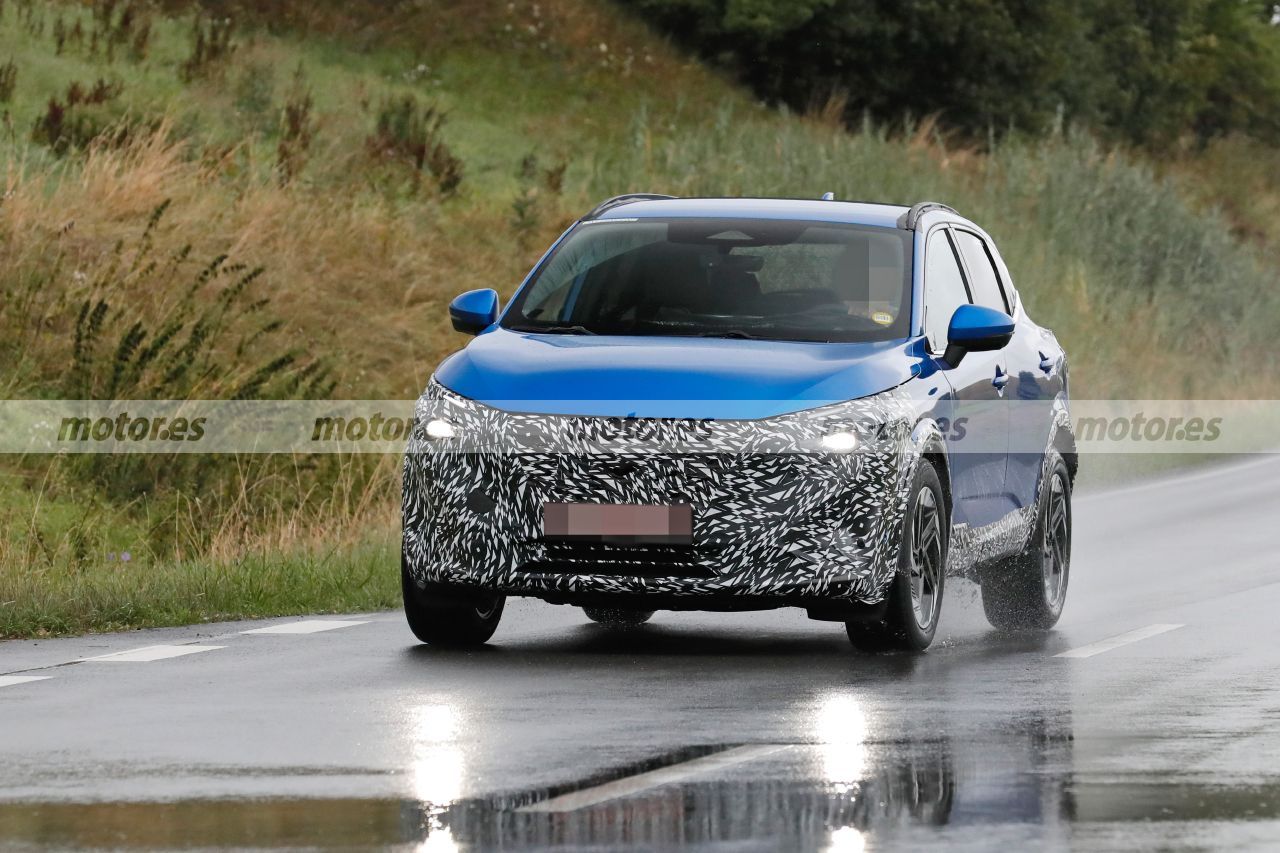 El Nissan Qashqai se renueva, primeras fotos espía del facelift que estrenará en 2024 ante la avalancha de nuevos SUV compactos