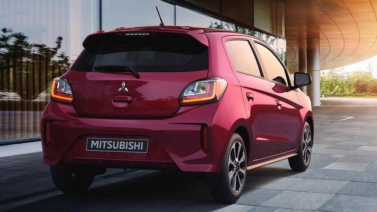 Mitsubishi Space Star - posterior