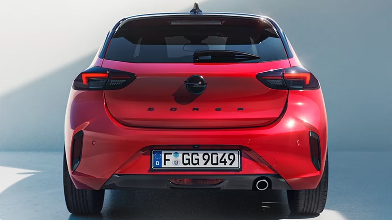 Opel Corsa 2024 - posterior