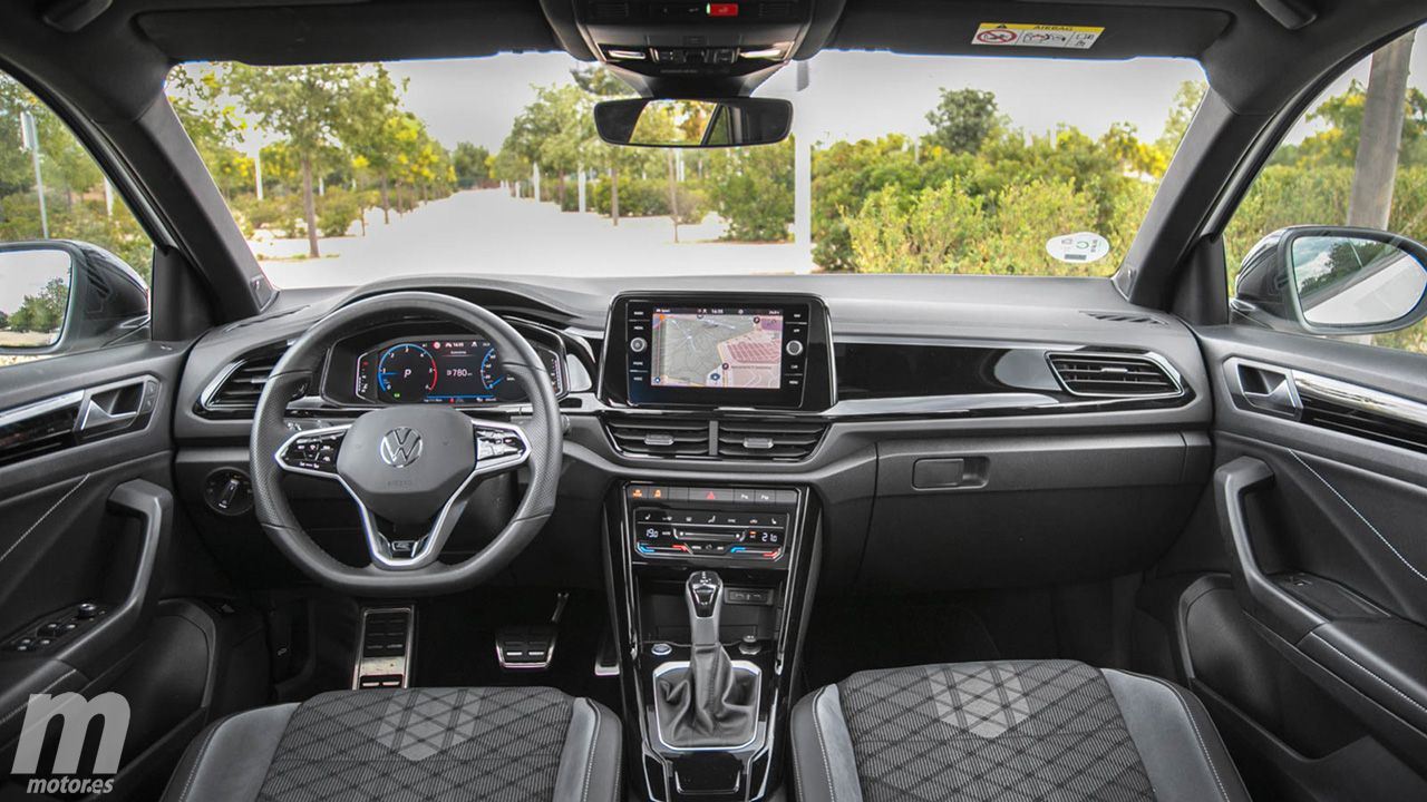 Volkswagen T-Roc 2024 - interior