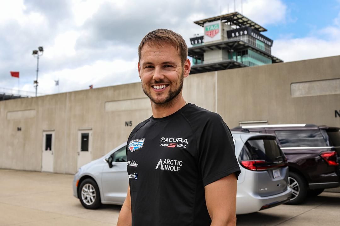 Tom Blomqvist vuelve a monoplazas con Shank; Hélio Castroneves sólo disputará la Indy 500