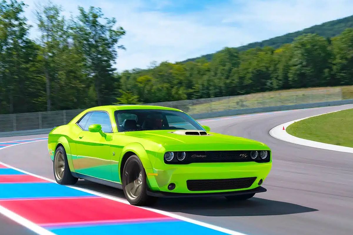 Los Dodge Challenger y Charger se despiden de Europa con una edición especial de solo 110 unidades, los últimos V8 HEMI de la historia