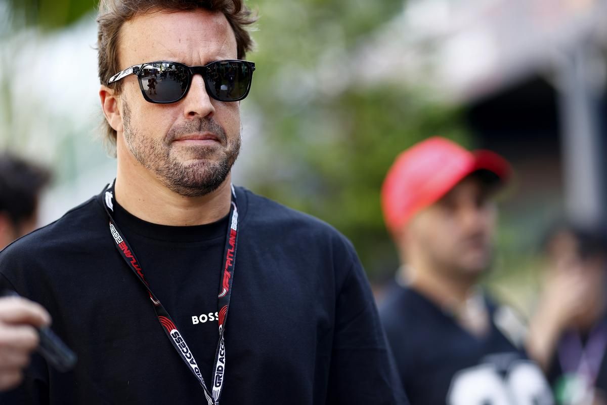 Fernando Alonso da sus claves para ganar en Marina Bay: confianza y «ver la bandera a cuadros»