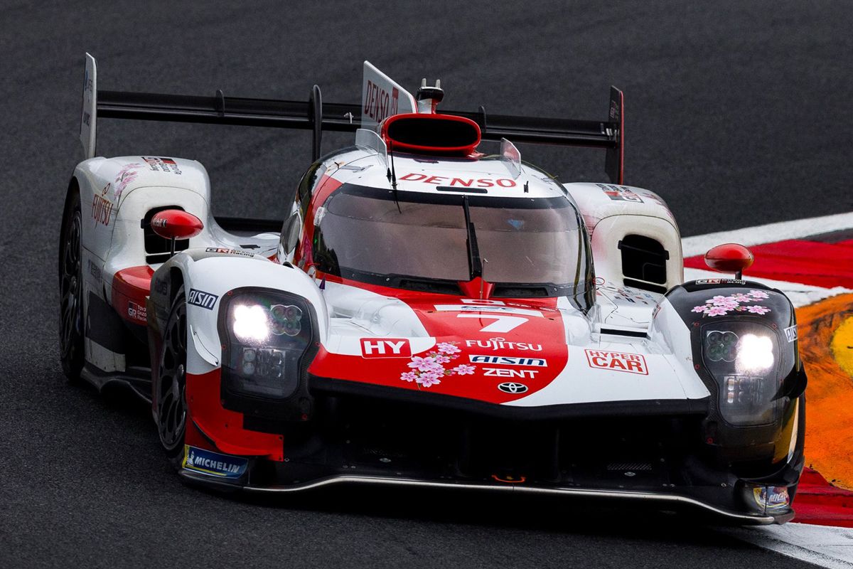 La lluvia facilita la pole del Toyota #7 en la clasificación de las 6 Horas de Fuji