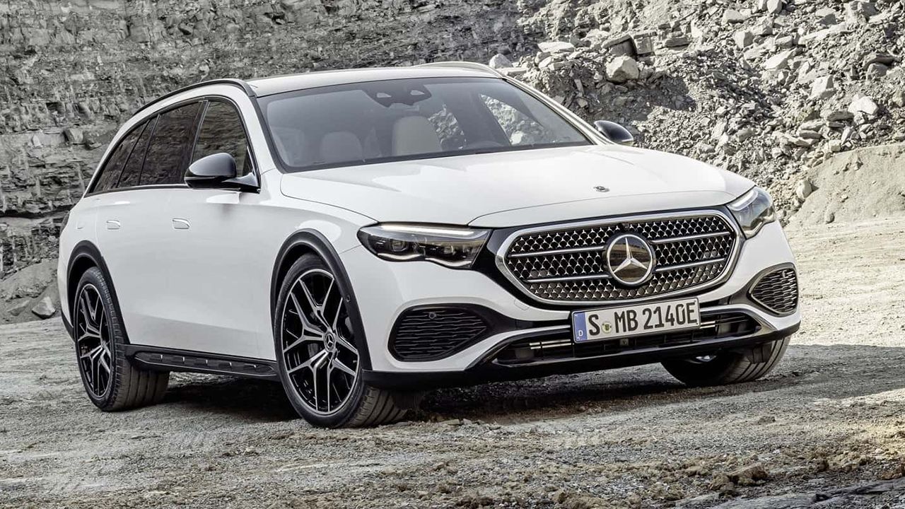 Desvelado el nuevo Mercedes Clase E All-Terrain 2024, practicidad y elegancia como alternativa a los SUV