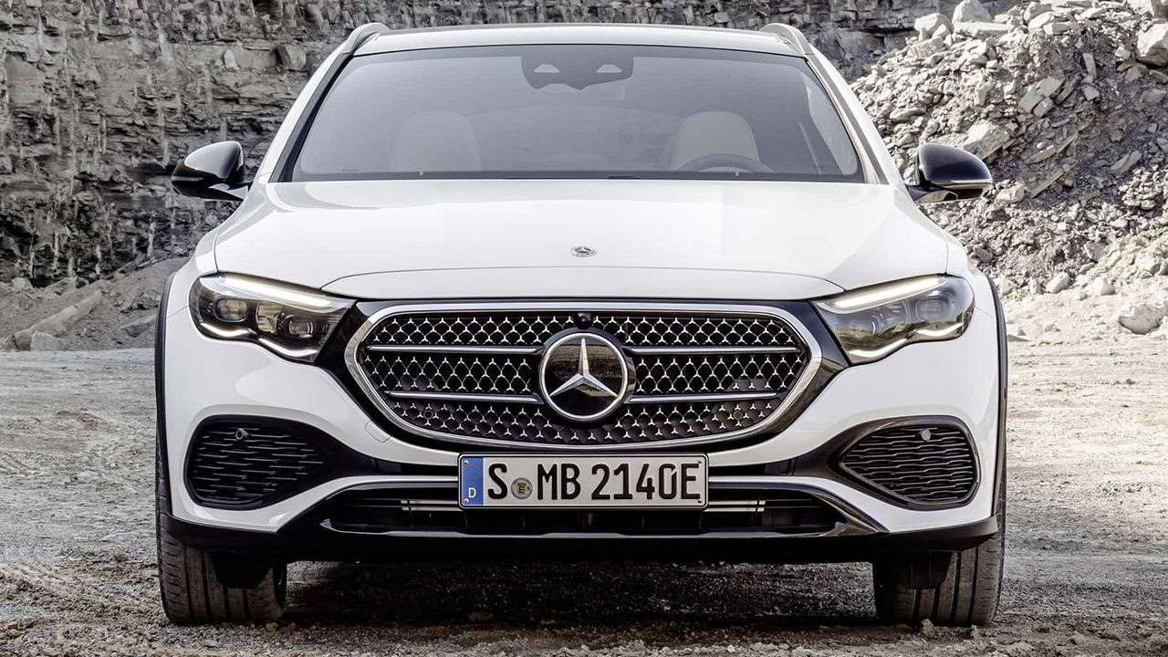 Mercedes Clase E All-Terrain 2024 - frontal