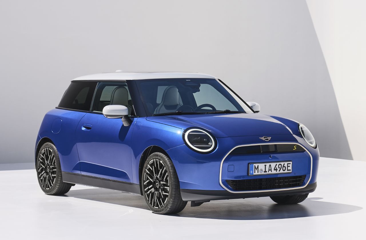 Llega el nuevo MINI Cooper E, el utilitario de tres puertas más Premium ya es 100% eléctrico y con hasta 400 km de autonomía