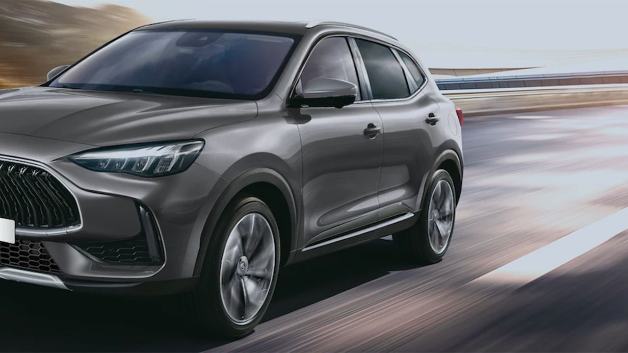 Es más barato que el Hyundai Tucson, acaba de ser actualizado y está en oferta con 3.000 € de descuento, así es el SUV del momento