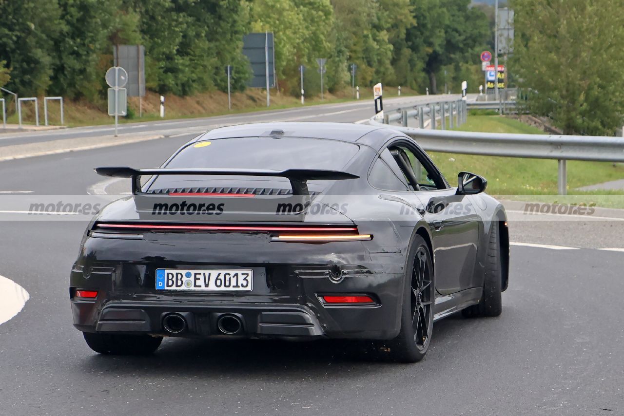 Fotos espía Porsche 911 GTS Facelift Hybrid Aero Pack 2025