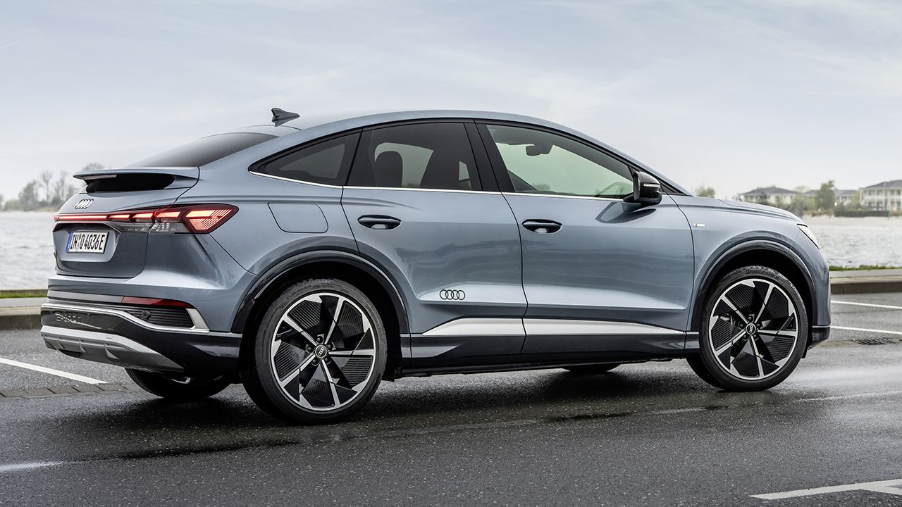 Audi Q4 Sportback e-tron 2024 - posterior