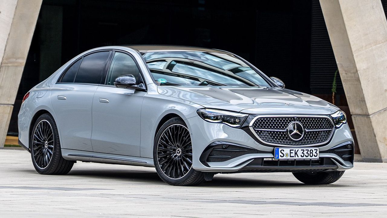 Precios y gama del nuevo Mercedes Clase E 2024 en España, una berlina muy tecnológica y electrificada