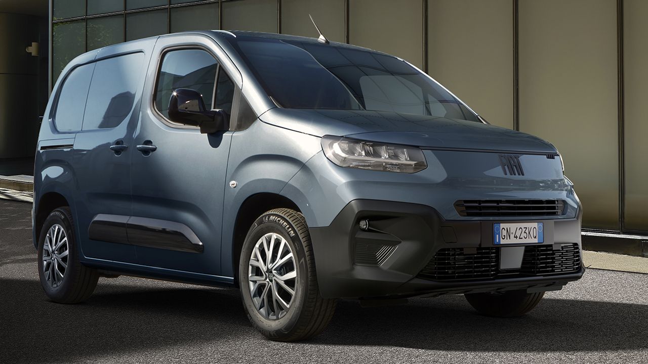 Desvelado el nuevo FIAT Doblò 2024, una gran alternativa al Citroën Berlingo que estrena tecnología, diseño y una versión eléctrica mejorada