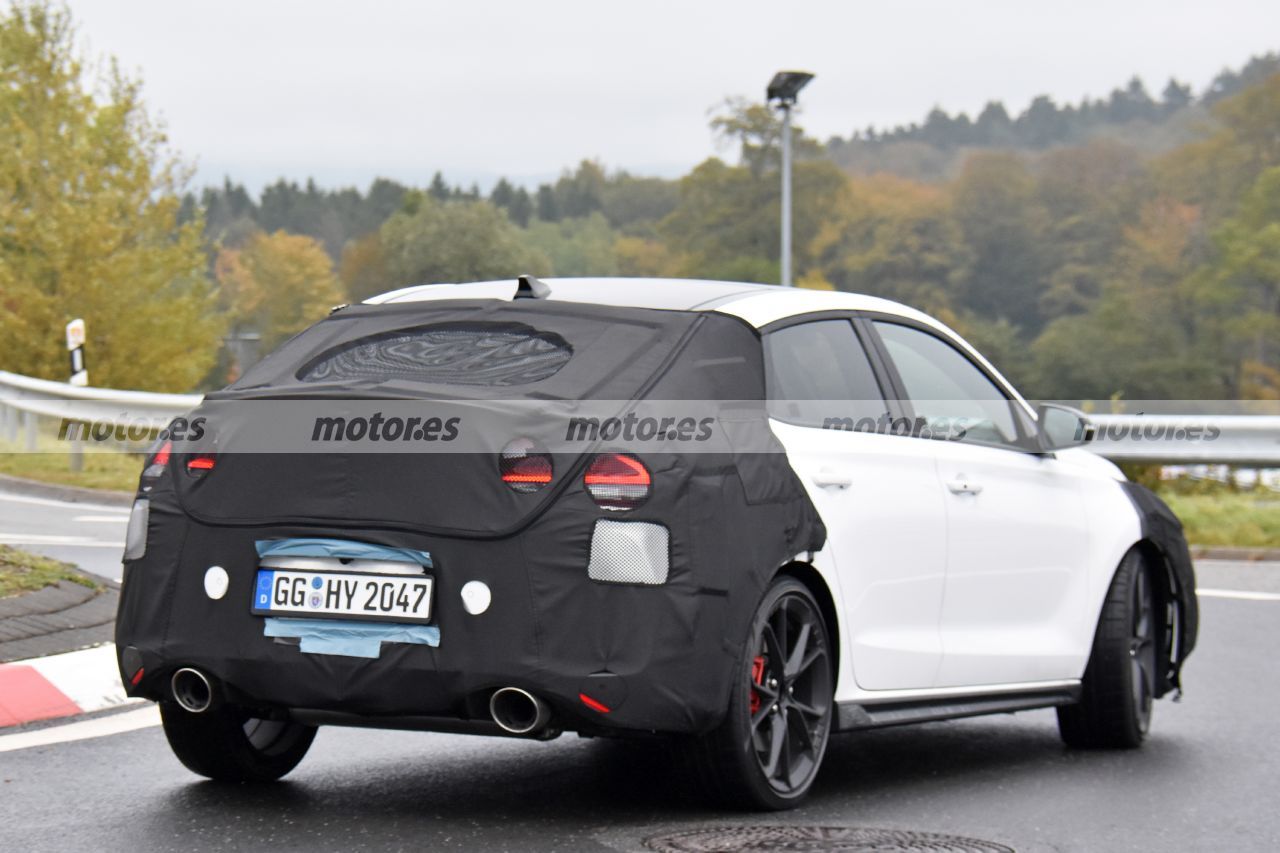 Fotos espía Hyundai i30 Fastback N Facelift 2024