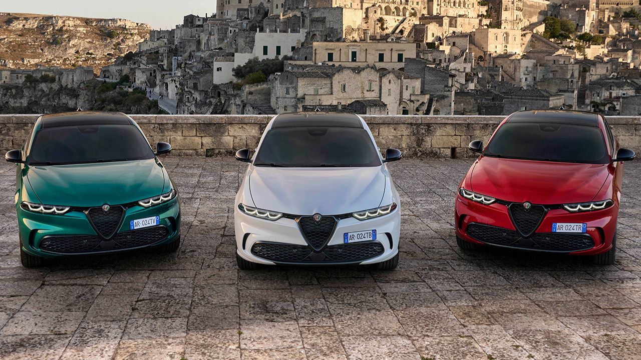 Alfa Romeo rinde homenaje a sus orígenes con Tributo Italiano, una edición especial para los Giulia, Stelvio y Tonale