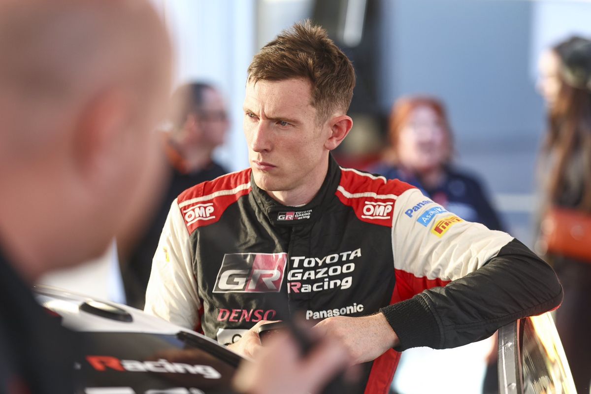 Elfyn Evans descuenta otros tres tramos en su camino hacia el triunfo en el Rally de Japón