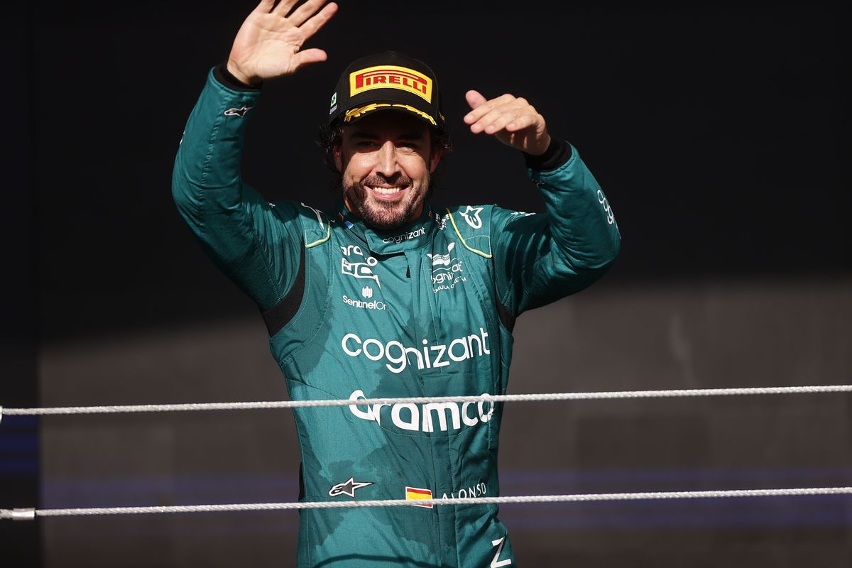 Eng y Danner alucinan con Fernando Alonso: «Ni siquiera suda, está en la mejor forma de su vida»