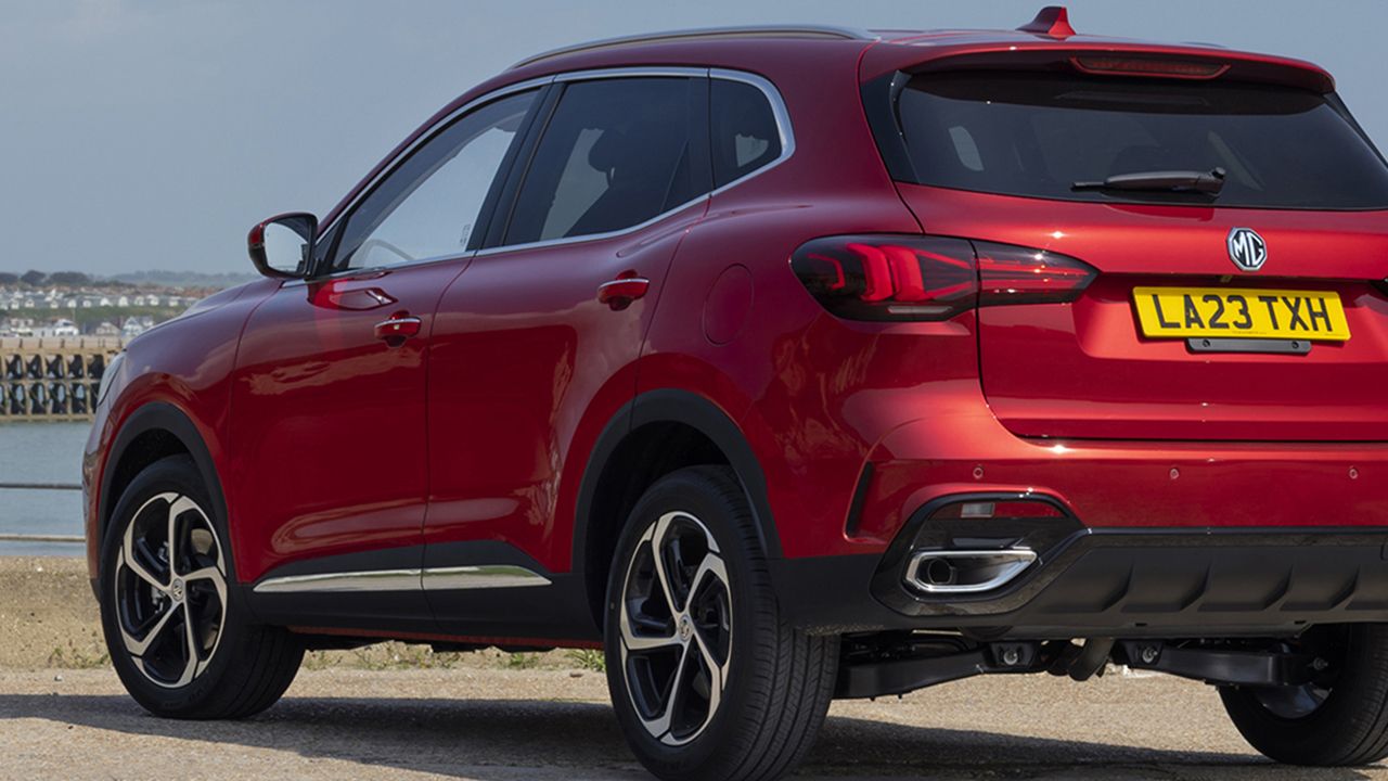 Más barato que el Volkswagen T-Roc y tan grande como un KIA Sportage, en oferta el SUV barato de MG con 4.000 € de descuento