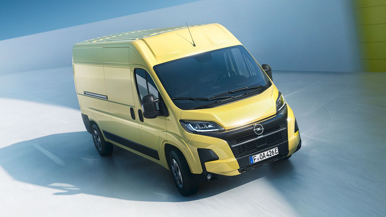 Nuevo Opel Movano 2024, una furgoneta de última generación con versiones térmicas, eléctricas y de hidrógeno