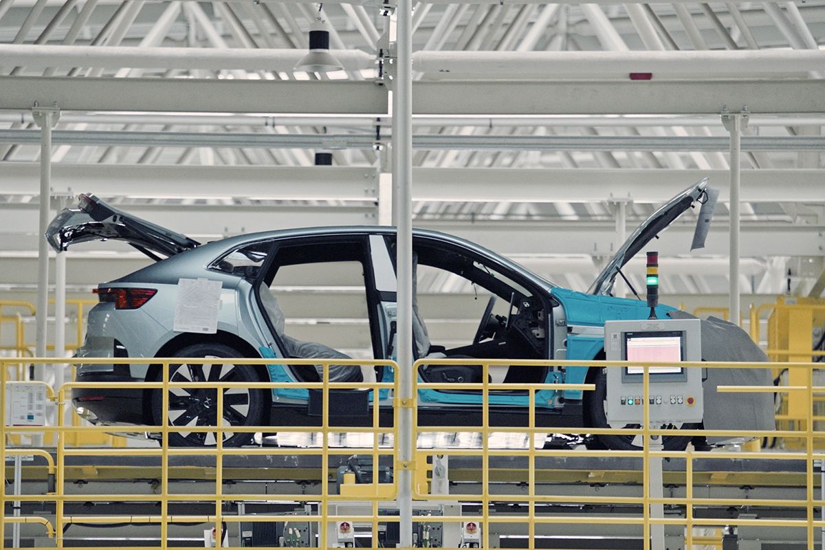 El Polestar 4 encuentra en Renault el socio perfecto para su producción, el novedoso SUV coupé eléctrico sueco evita China