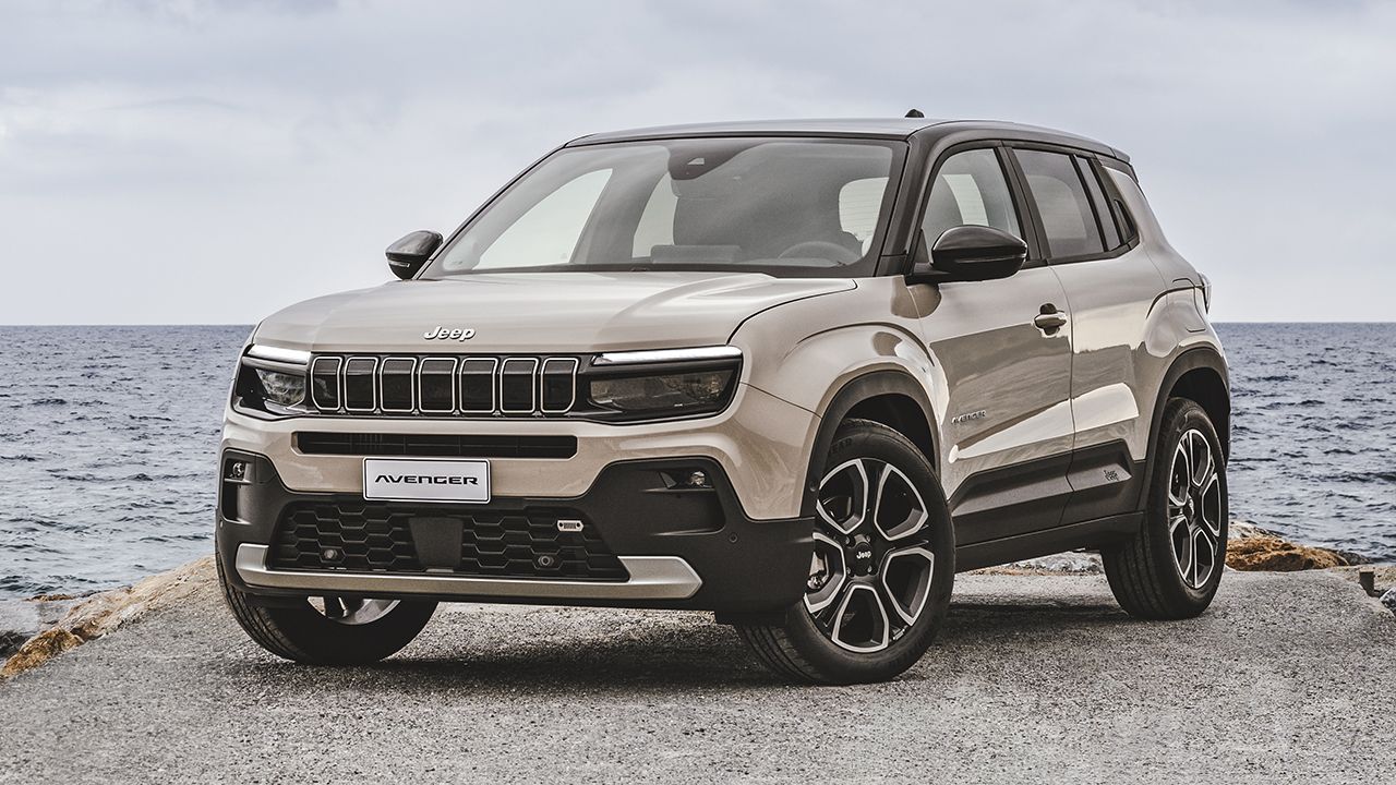 Precios y gama del nuevo Jeep Avenger e-Hybrid, el SUV pequeño apuesta por la tecnología MHEV para lucir la etiqueta ECO