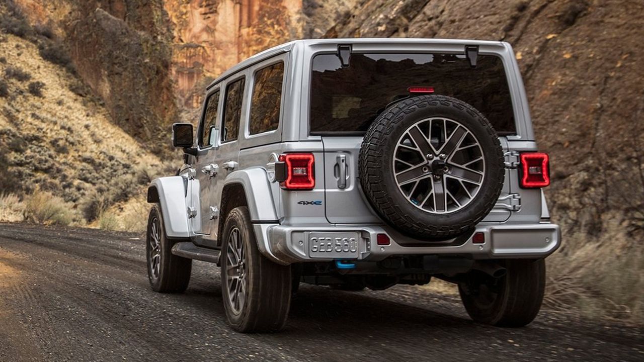 Jeep Wrangler 2024 - posterior