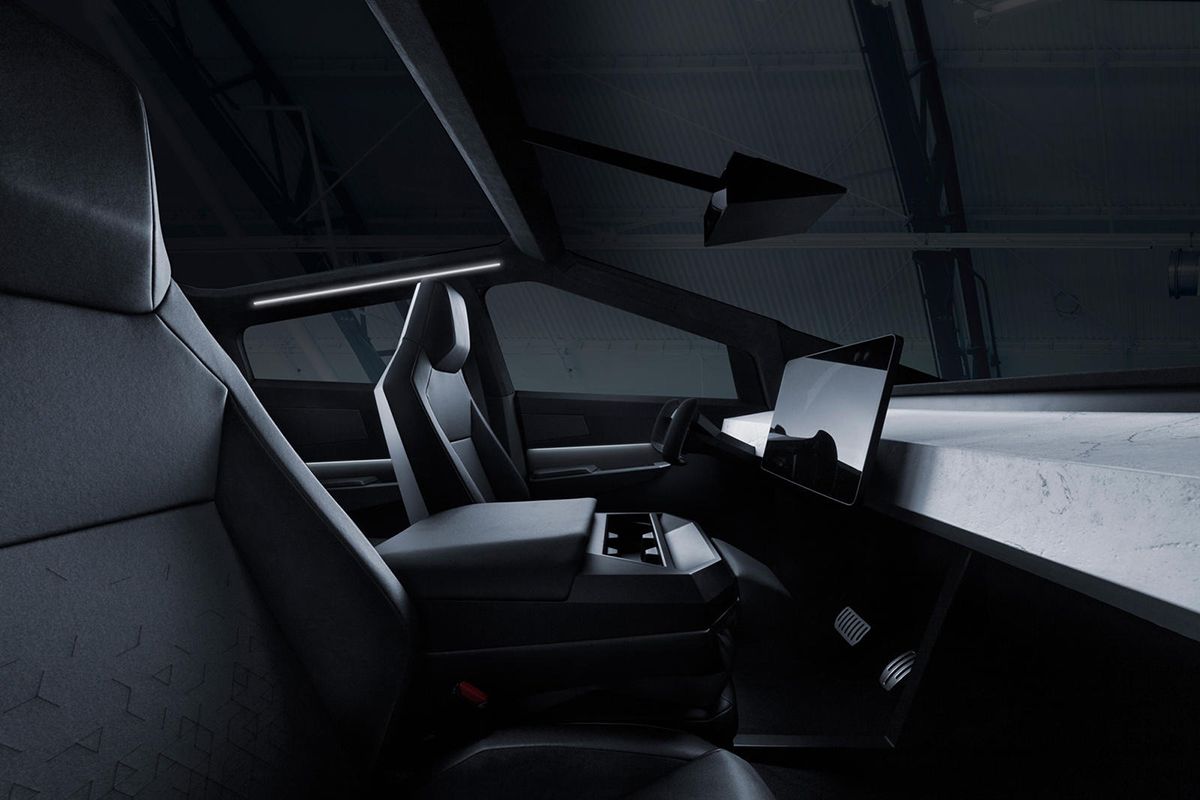 Tesla Cybertruck - interior