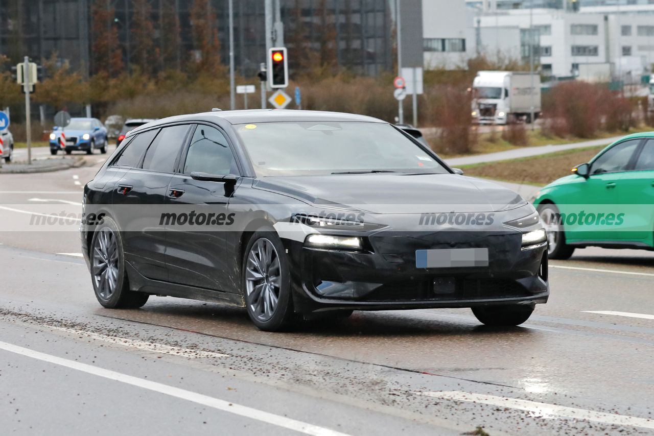 Al descubierto, el nuevo Audi A6 Avant e-tron 2025 se pasea sin camuflaje, el primer familiar eléctrico revela su diseño de producción