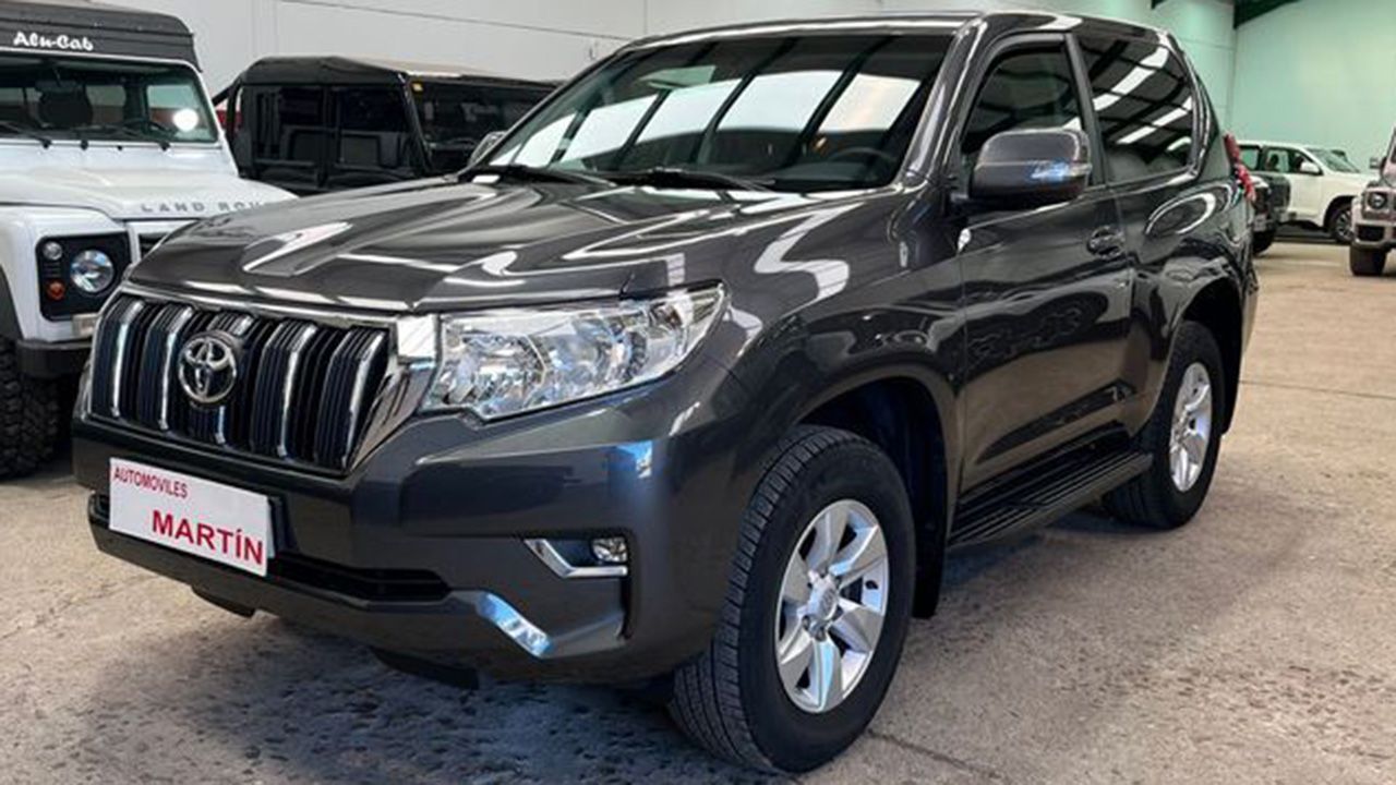 Toyota Land Cruiser 2.8 D4D VX AUTO 2021