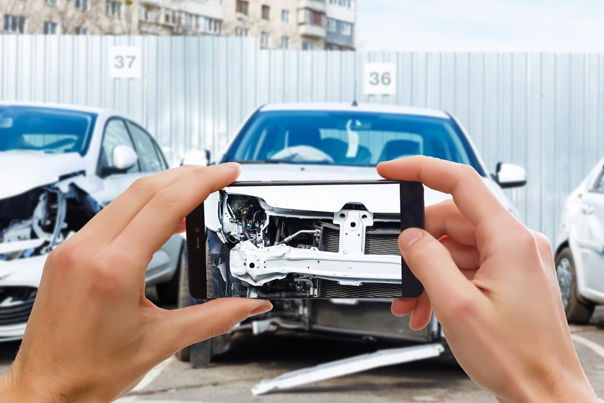 Reparar los coches tras un siniestro será más barato, la UE obligará a las marcas a eliminar el monopolio y la protección sobre piezas que cuestan mucho dinero