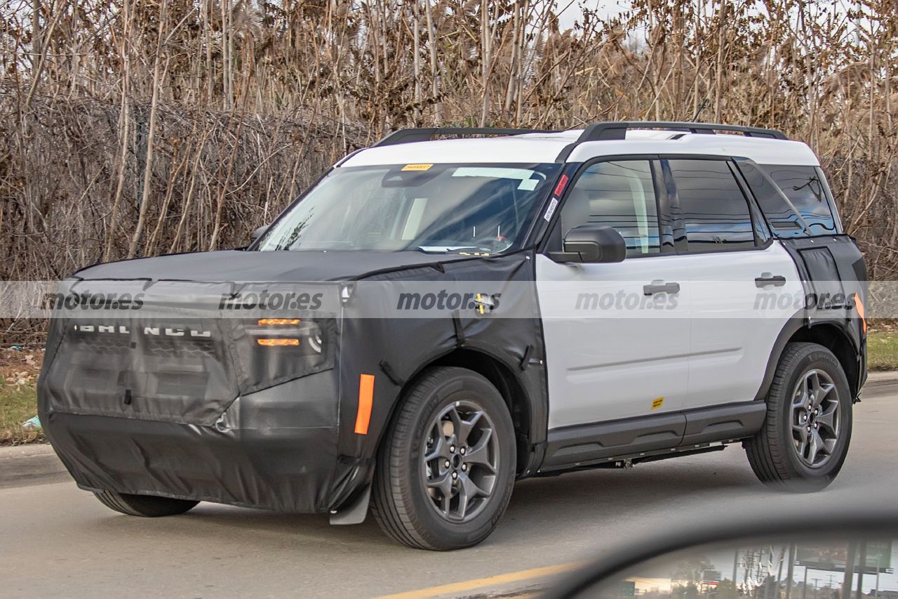 Fotos espía Ford Bronco Sport 2025 con interior