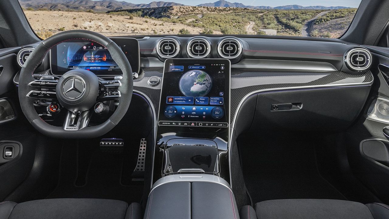 Mercedes-AMG CLE 53 4MATIC+ Coupé - interior