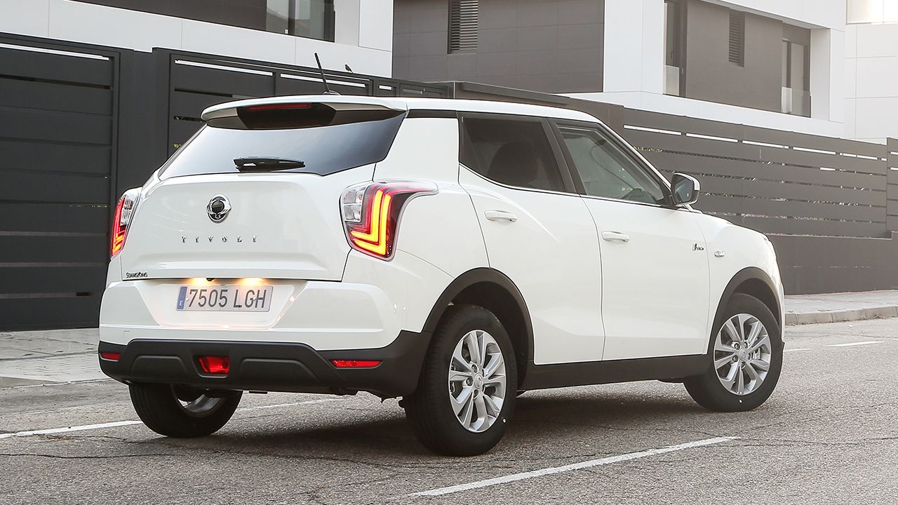 SsangYong Tivoli - posterior