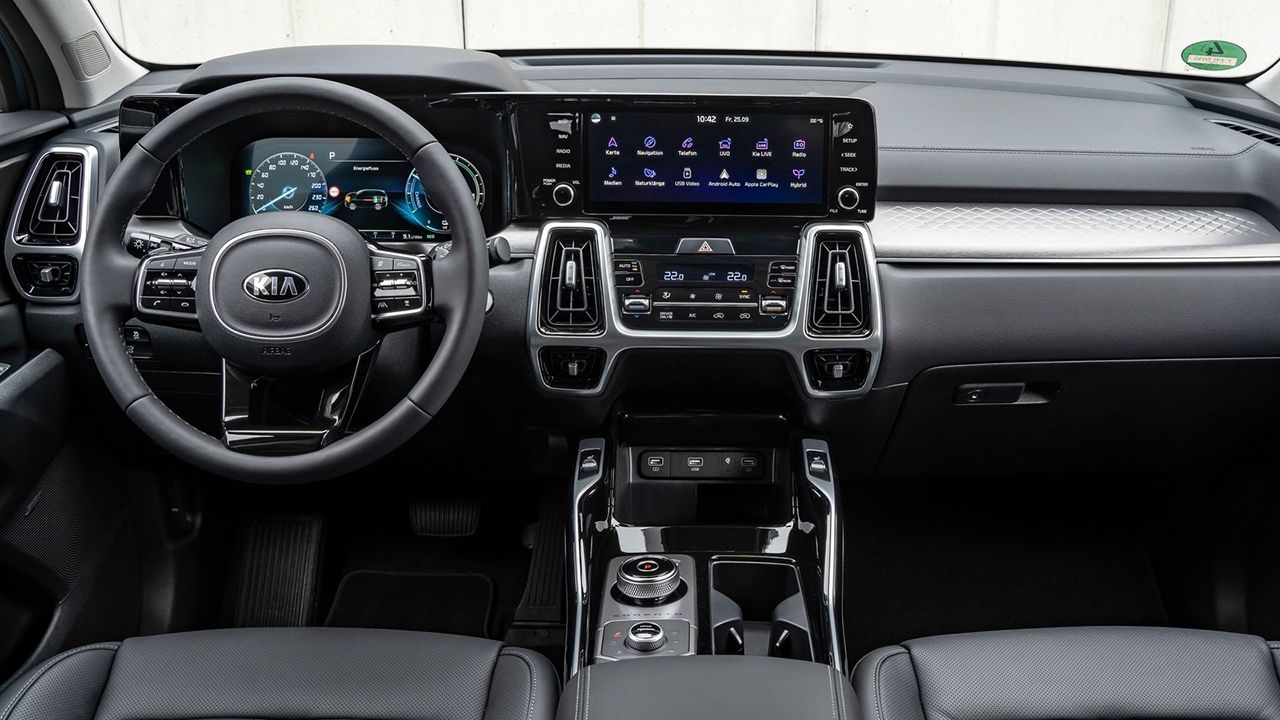 KIA Sorento PHEV - interior