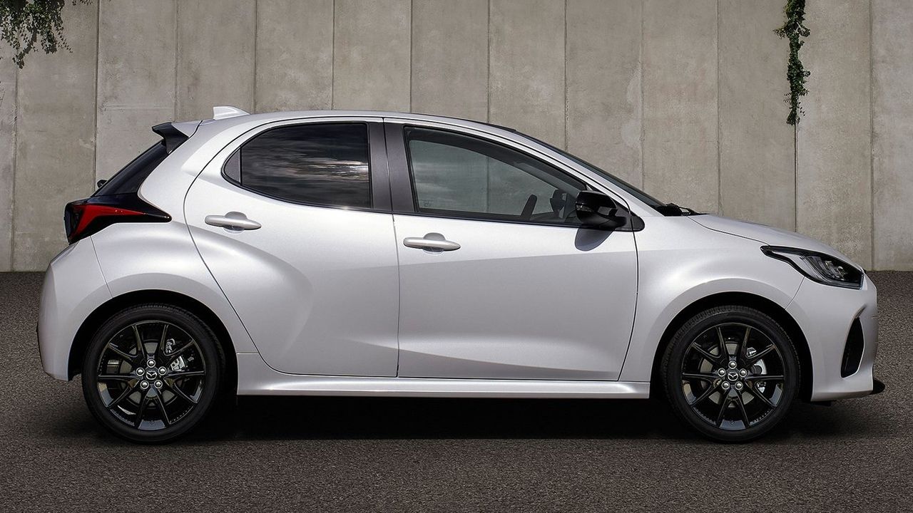 Mazda2 Hybrid 2024 - lateral