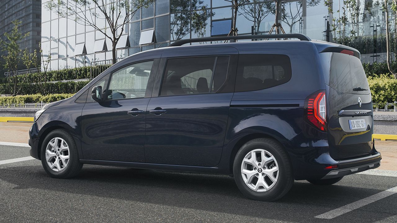 Renault Grand Kangoo 2024 - posterior