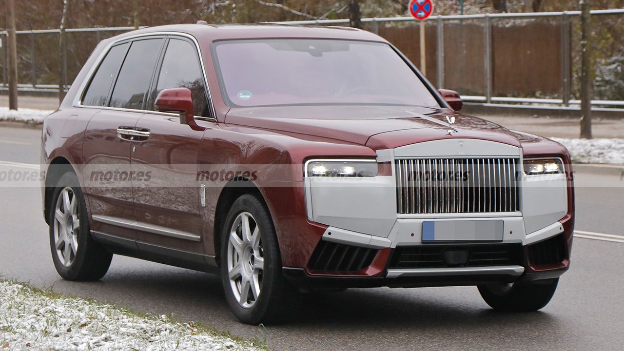 Rolls-Royce inicia el desarrollo del nuevo Cullinan, el SUV británico de superlujo será actualizado y estas son sus primeras fotos espía