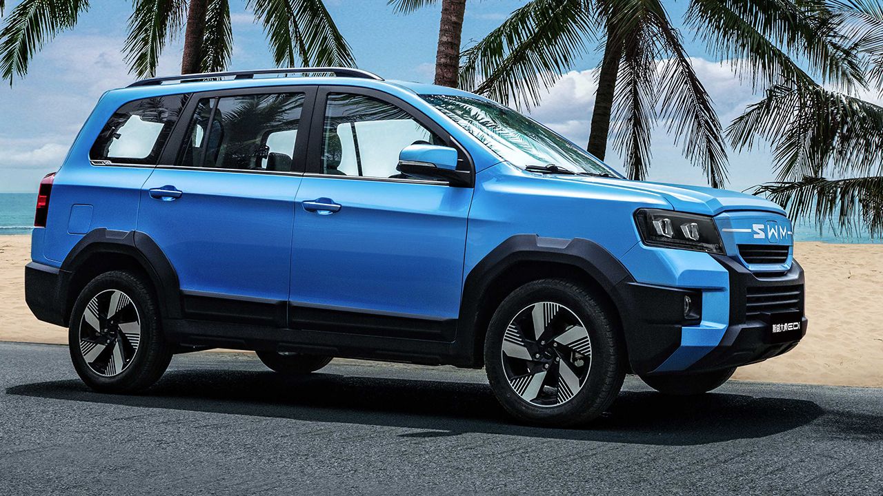 SWM se marca un tanto frente a Dacia con «un Jogger híbrido enchufable» por menos de 29.000 €, el nuevo G03F EDI llega a España en 2024