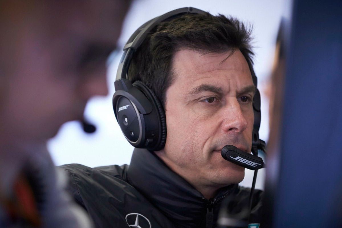 Toto Wolff no quiere oír hablar de la vuelta de Michael Masi: «Es simplemente un imbécil»