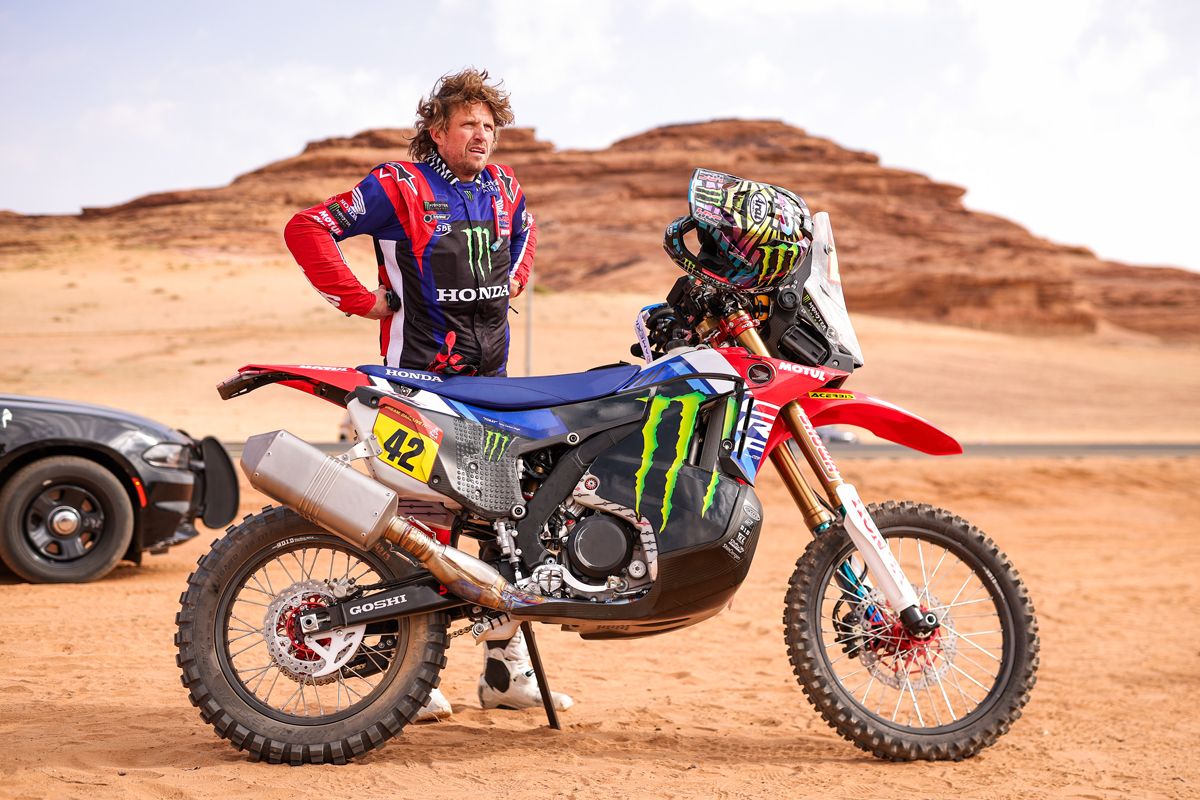 Adrien Van Beveren es el más rápido en el 'caos organizado' de la 48h crono del Dakar