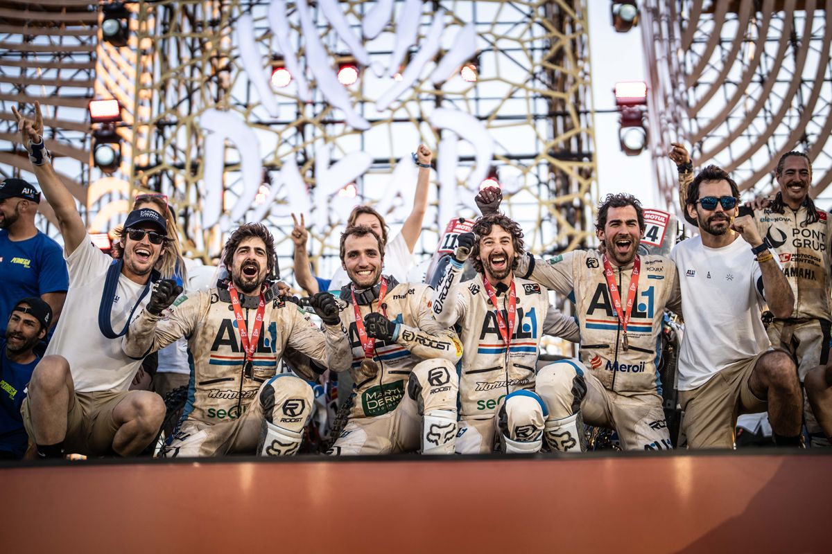 El épico y agónico final de Dakar del equipo All1 para cumplir el sueño de Alex Llibre