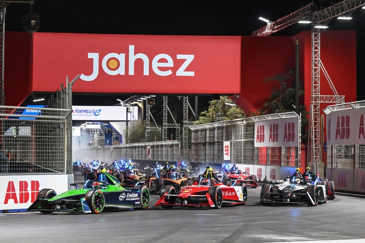 Highlights del doble ePrix de Ad-Diriyah de la Fórmula E 2023-24